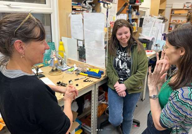 Paloma Baeza meeting modelmaking students